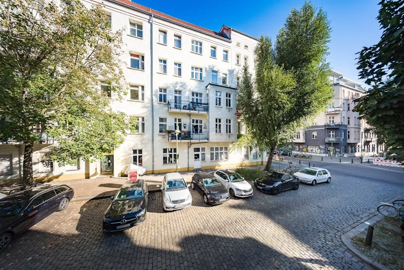 Handwerkerobjekt sucht neuen Mieter ab sofort! — photo 1